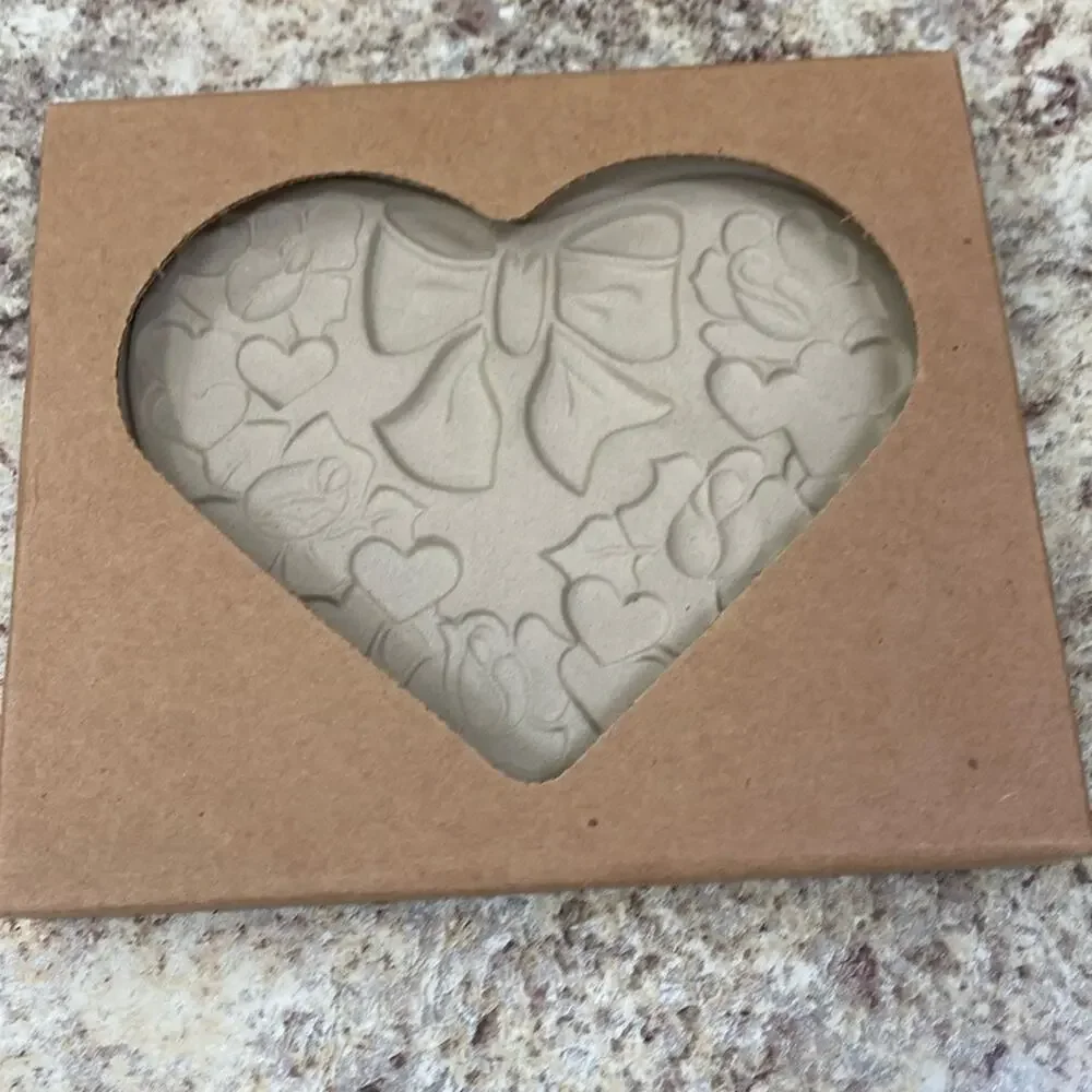 Pampered Chef Spring Wreath cookie chocolate mold